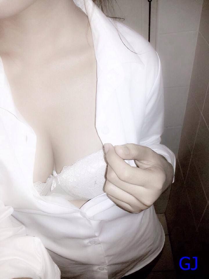 ขอบคุณภาพประกรอบจากพี่สาวคนสวย